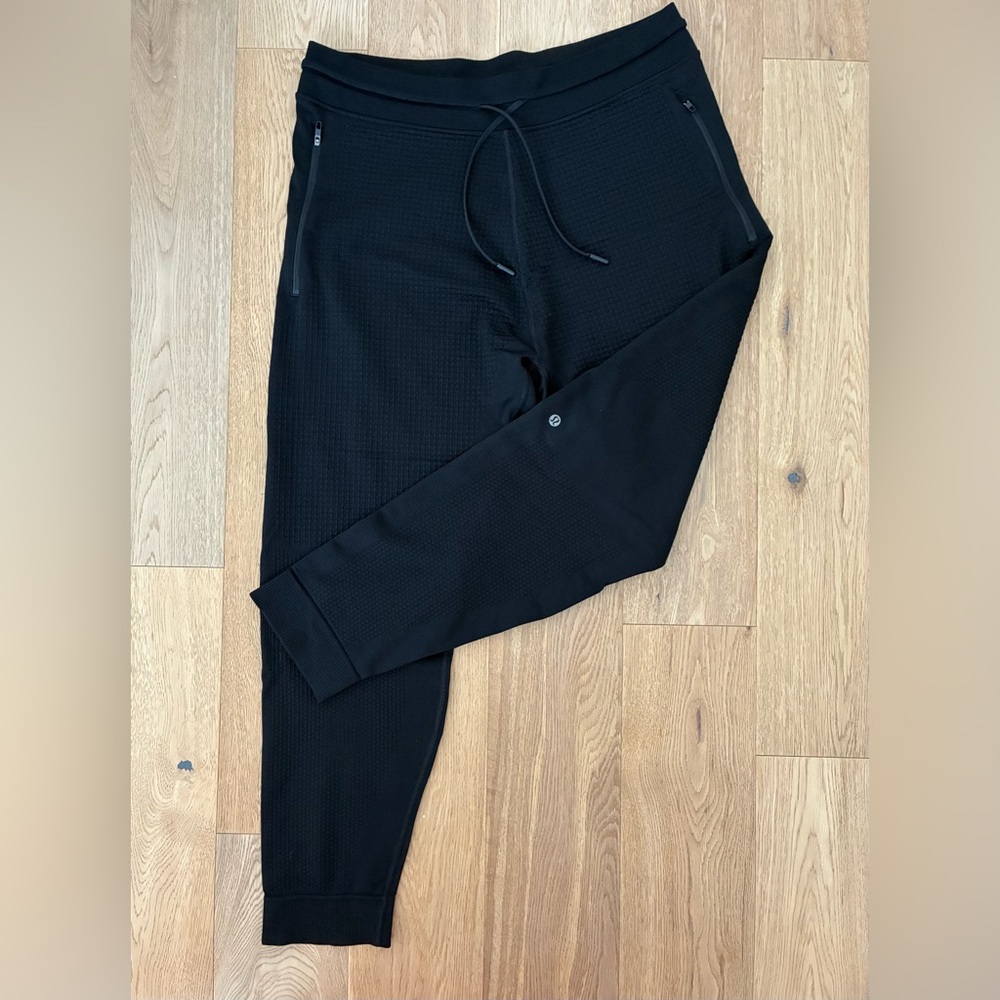 Men’s Lululemon Engineered Warmth Black Joggers